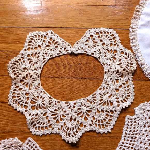 Vintage Lace Collars Set of 4 Cream - Picture 6 of 13